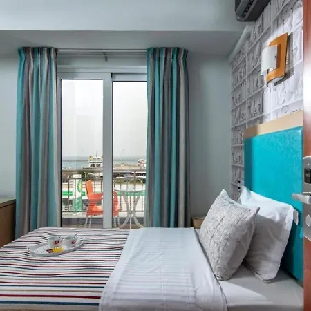 Hotel Life 3*