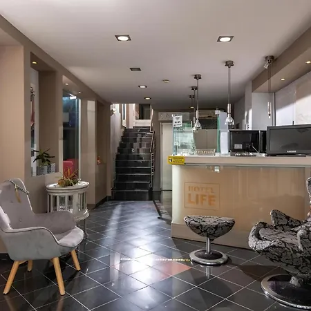 Life Hotel