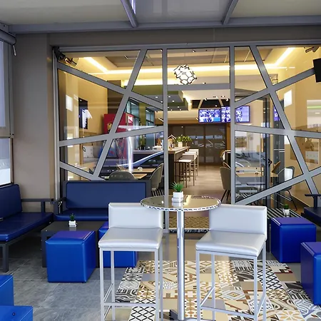 Life Port Hotel Candia