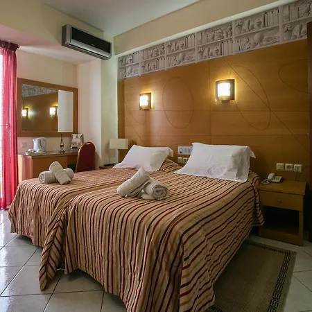 Life Hotel 3*