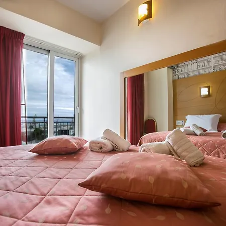 Hotel Life 3*