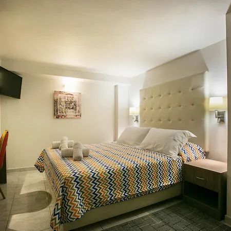 Life Hotel