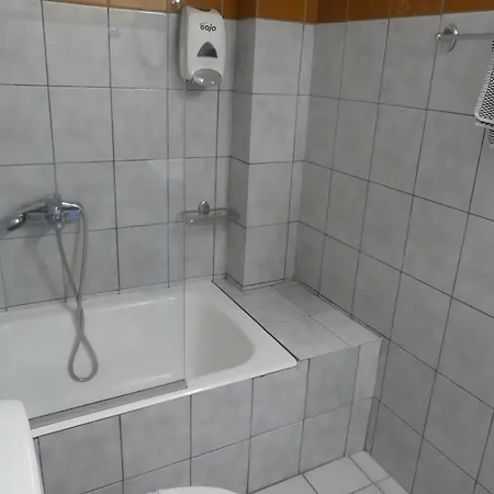 Life Hotel 3*