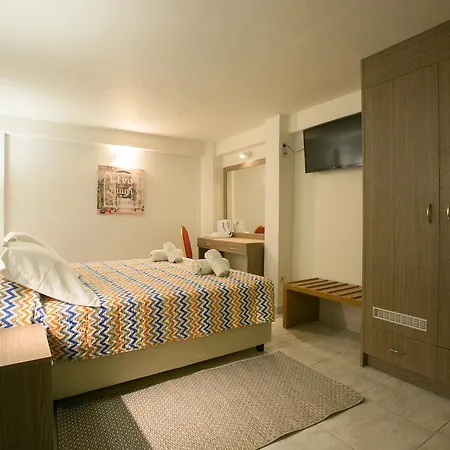 Life Hotel
