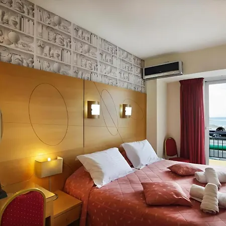 Hotel Life Port
