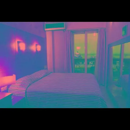 Hotel Life Port 3*